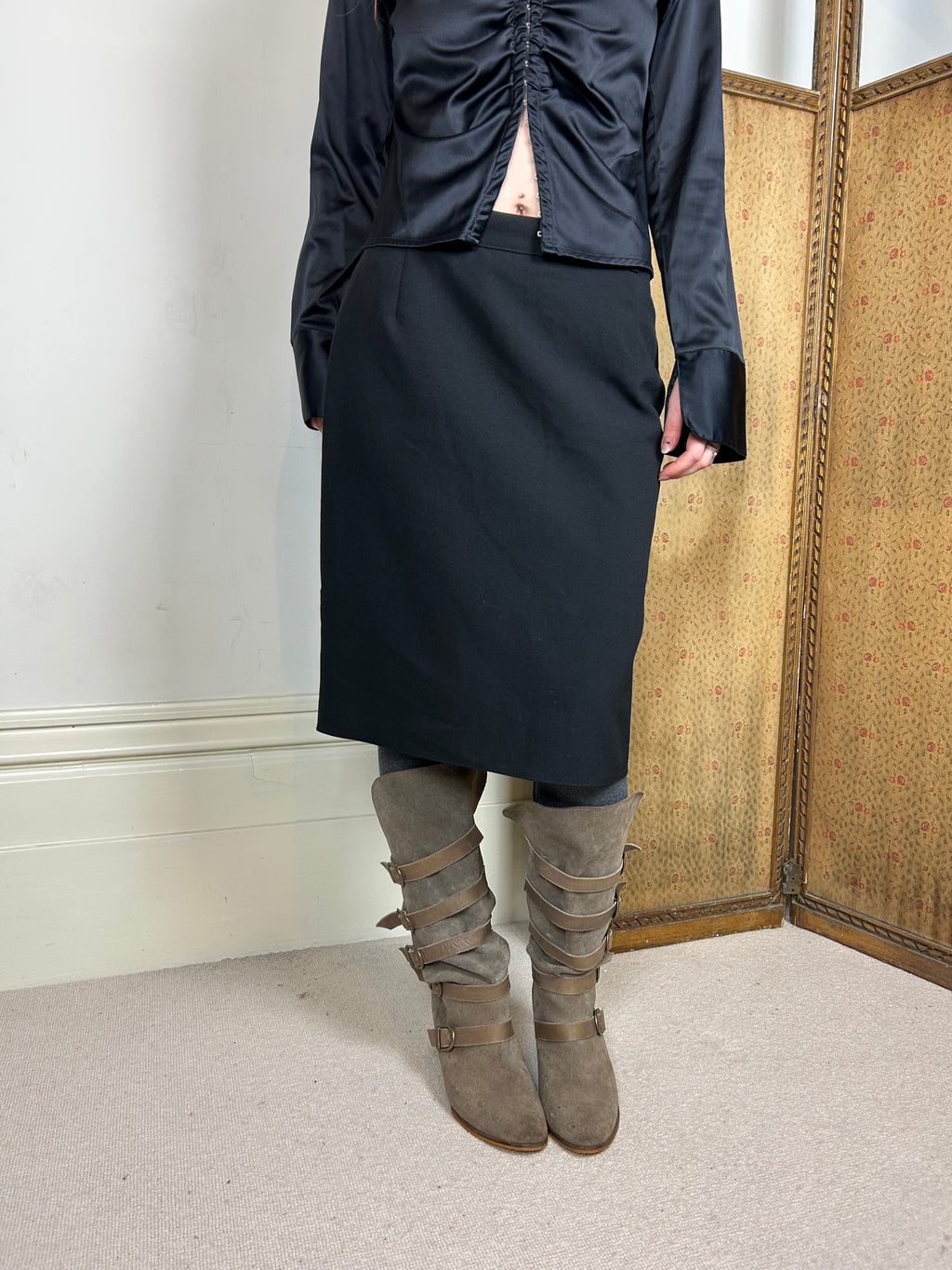 Vintage black midi skirt