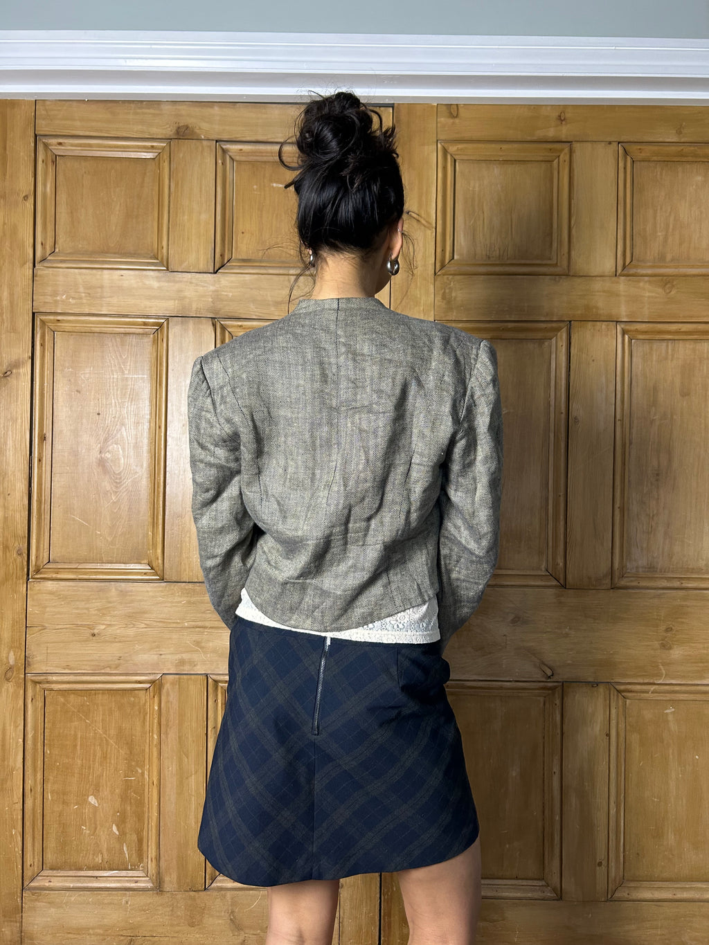 90s cropped shoulder pad jacket