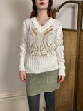 White knit jumper