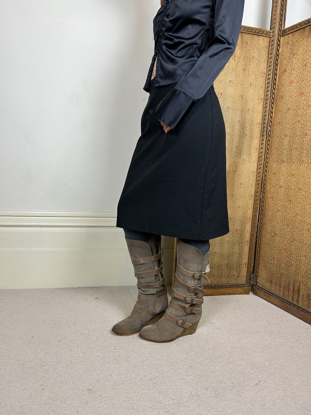 Vintage black midi skirt