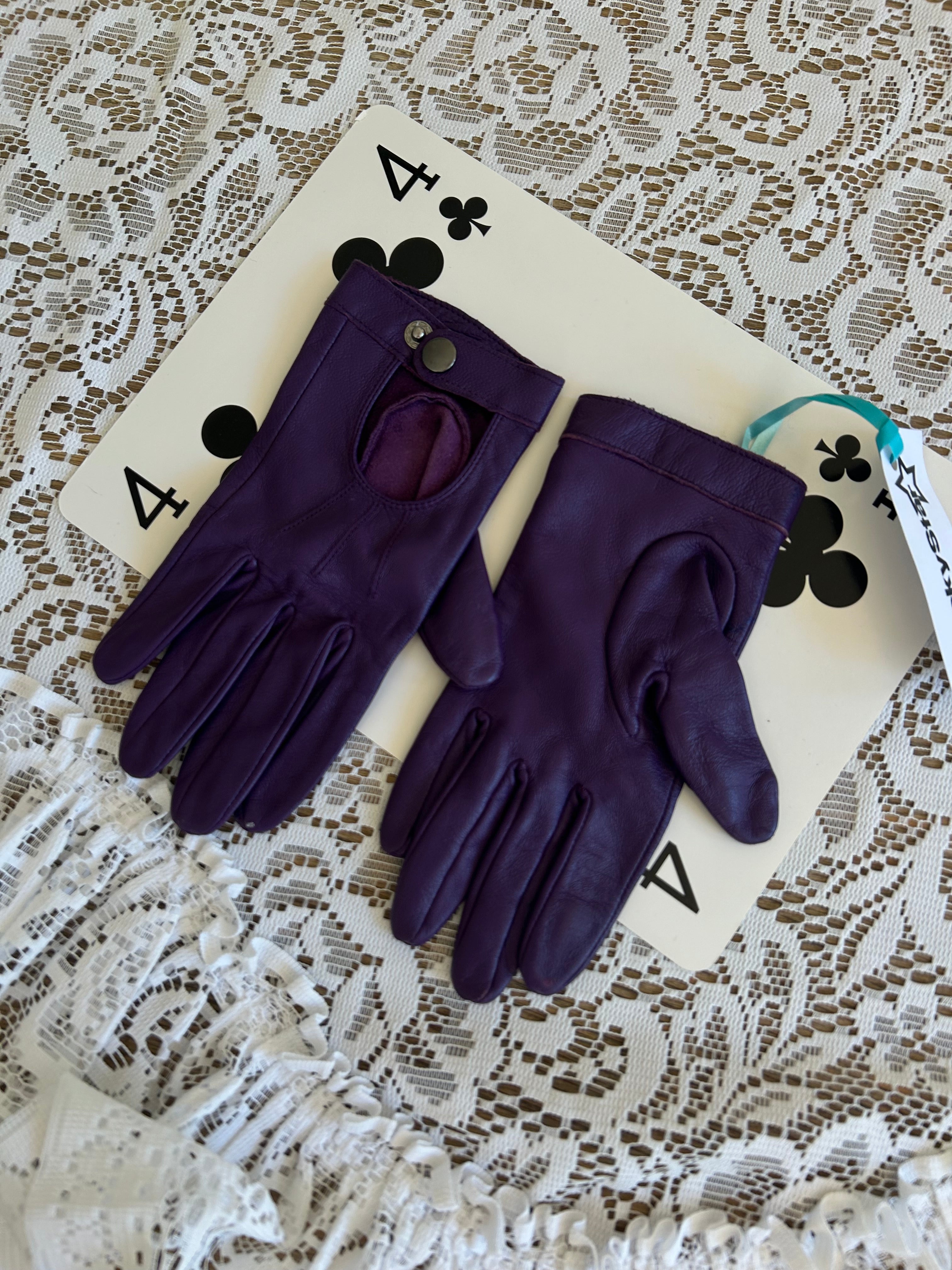 Vintage Leather Purple Gloves