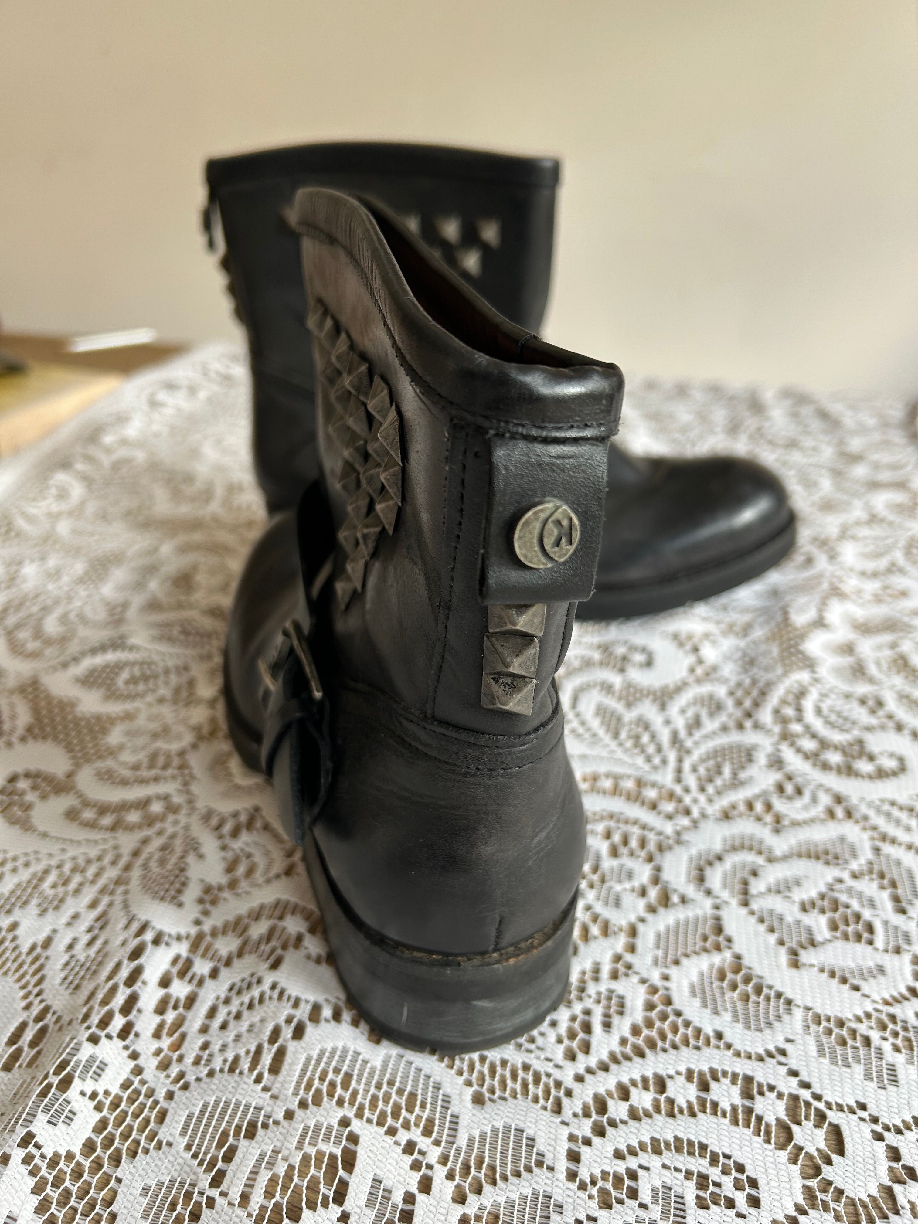 Vintage Black Leather Boots
