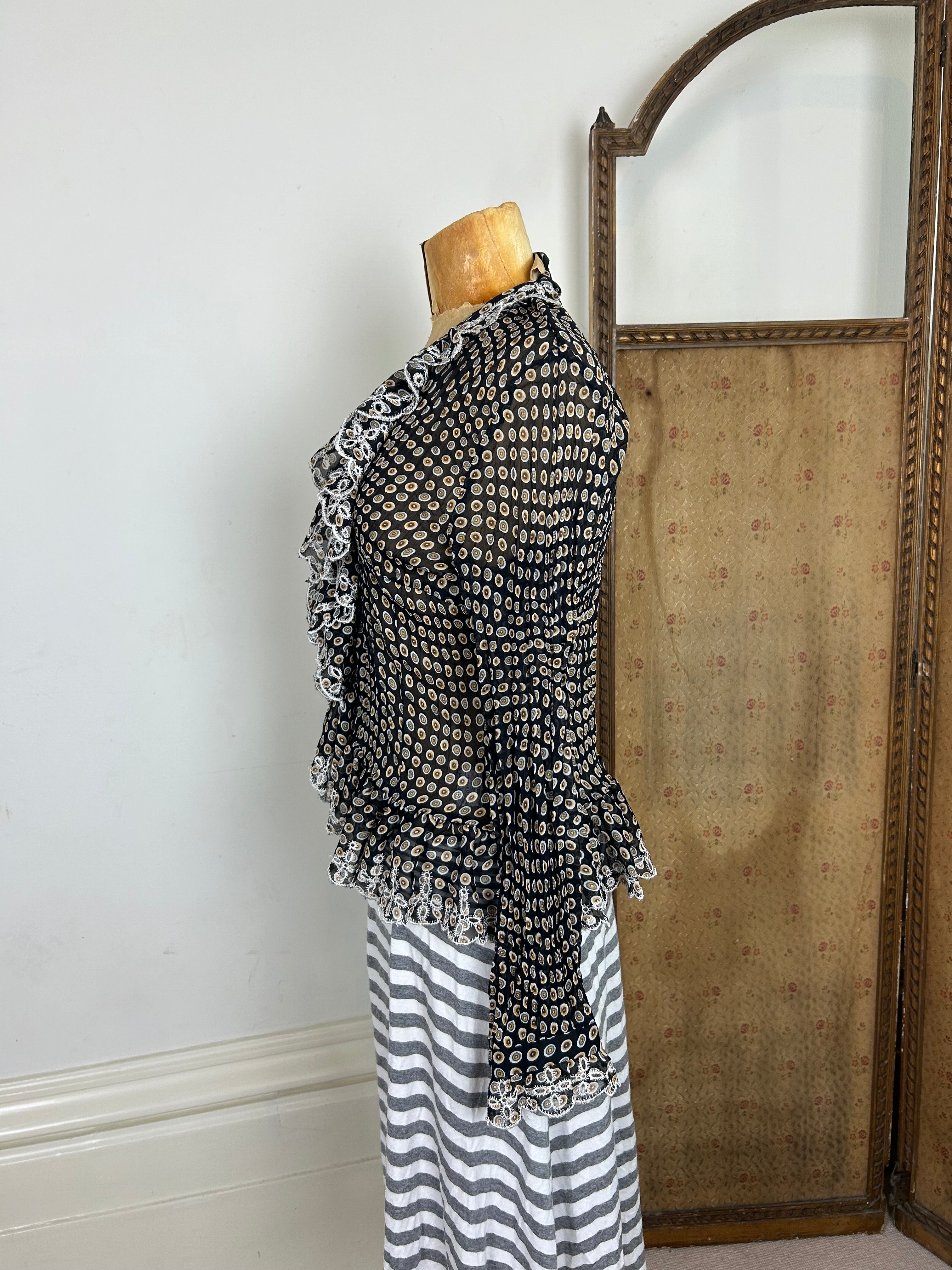 Ruffle sheer cardigan