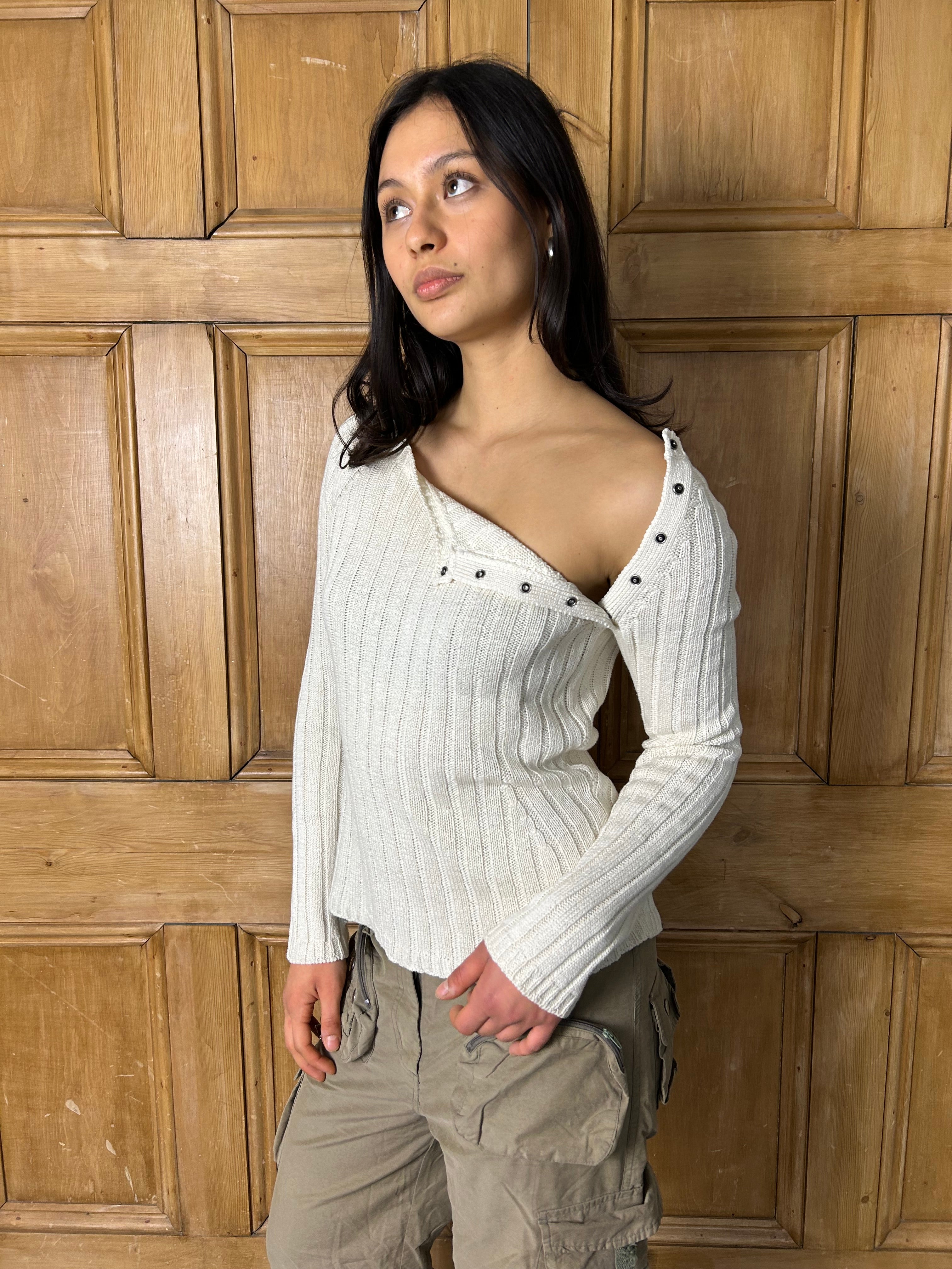 White ribbed jumper with button detailing