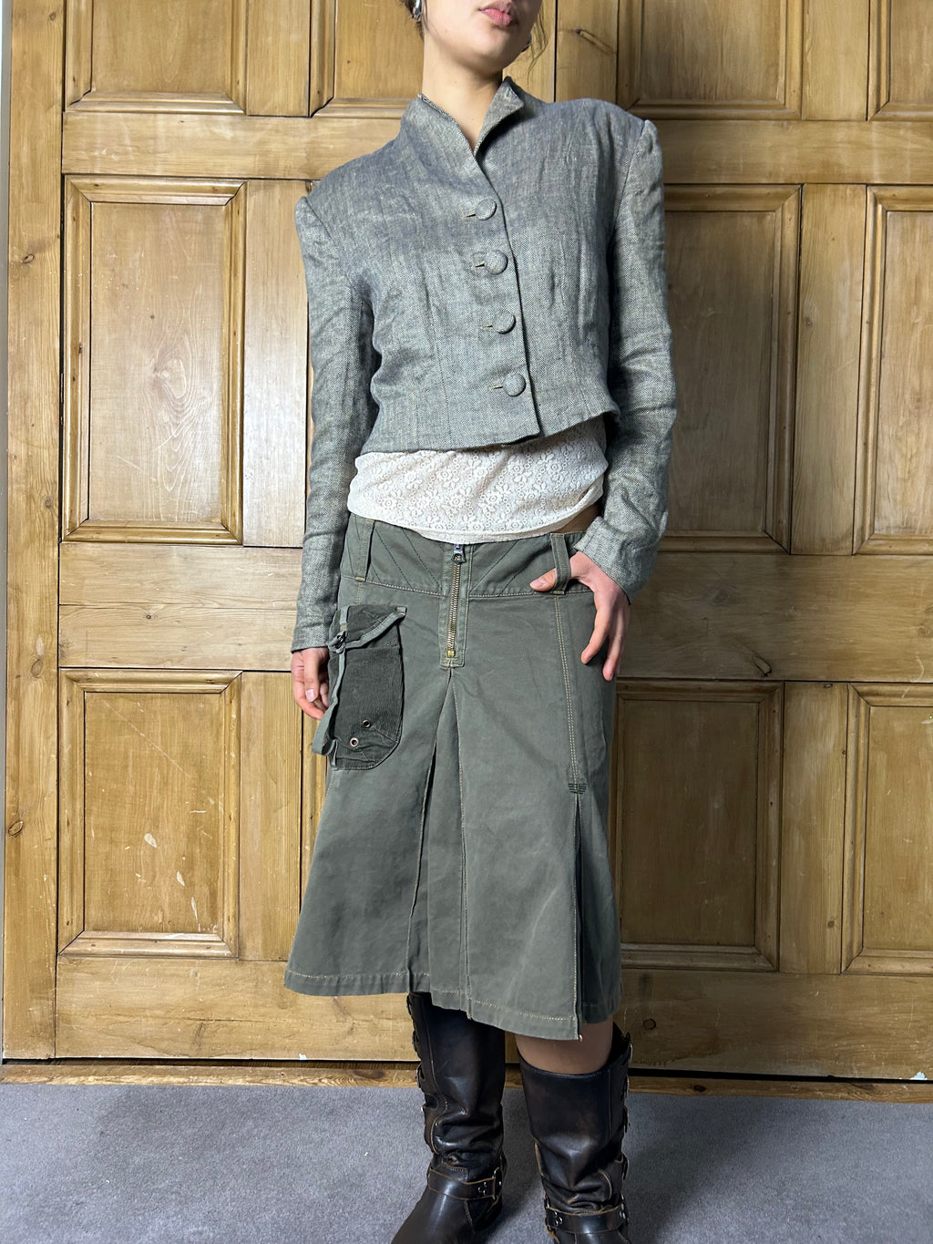 90s cropped shoulder pad jacket