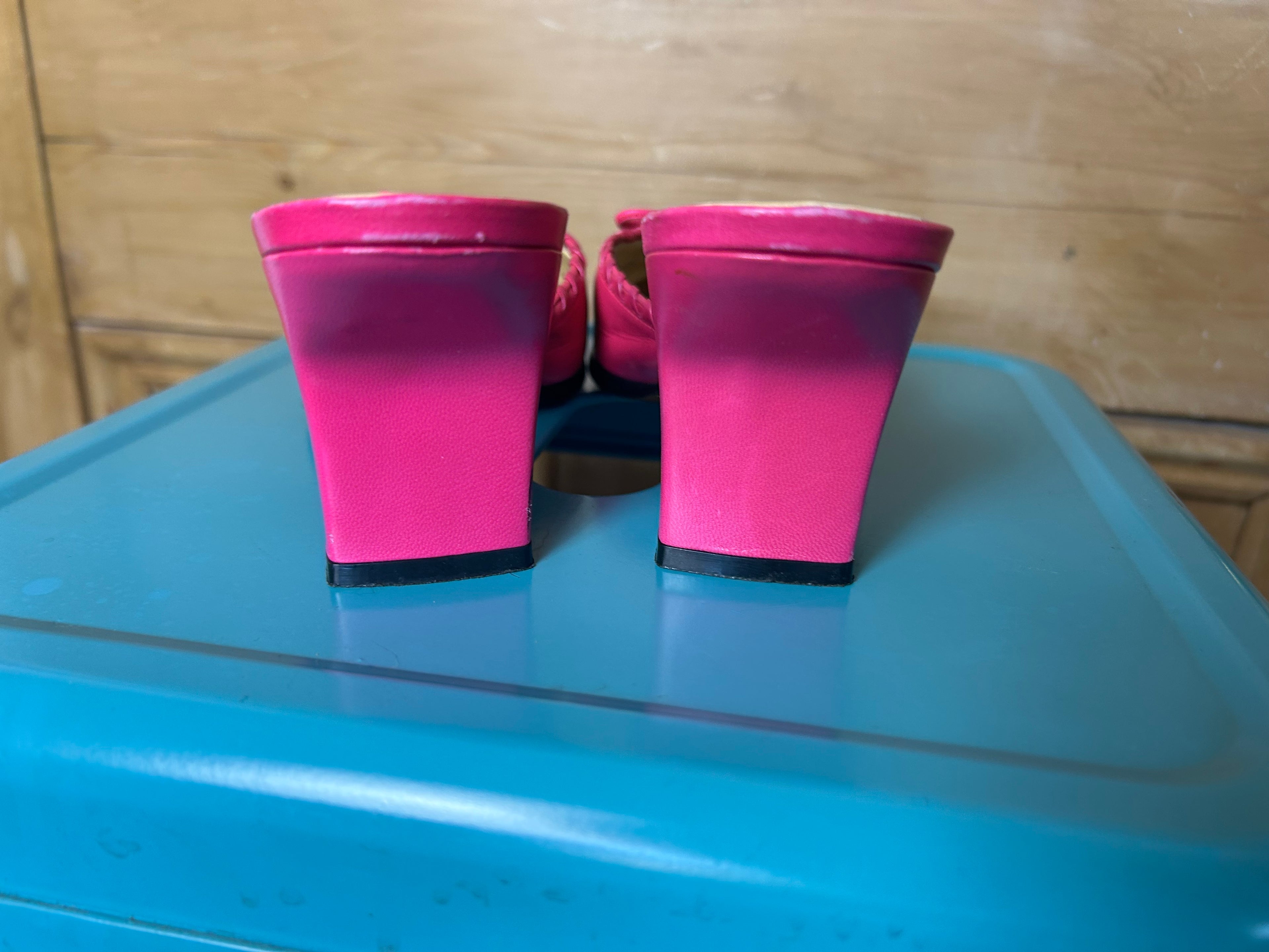 Iconic hot pink FAITH heels