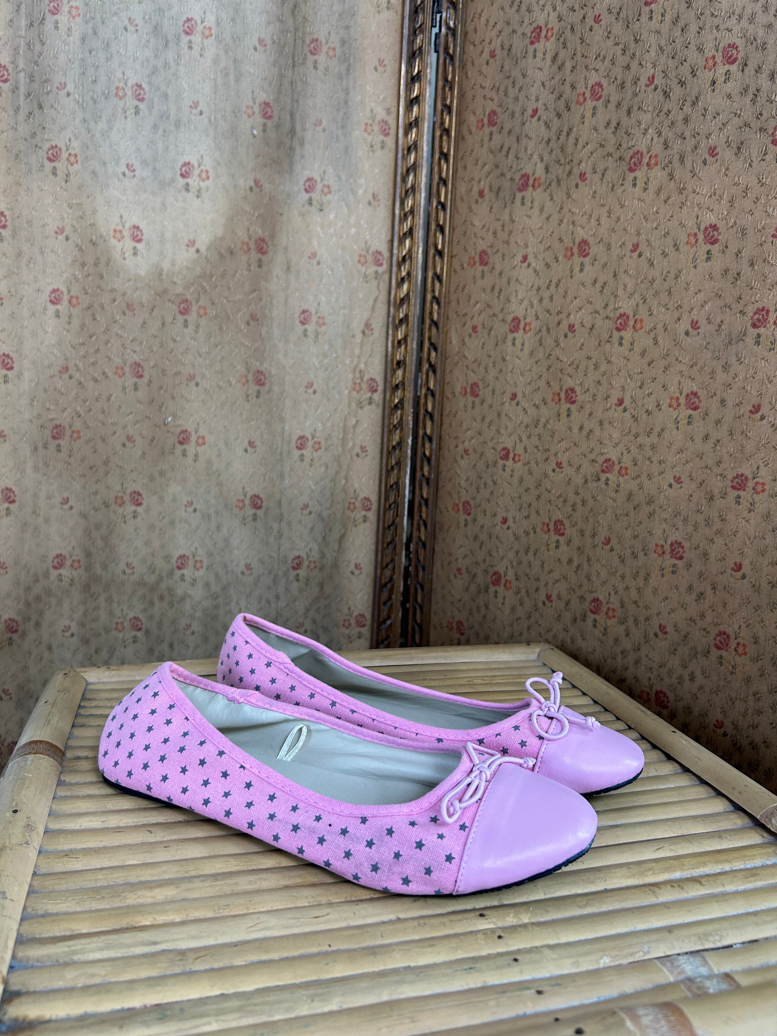 Iconic Pink Star Pumps